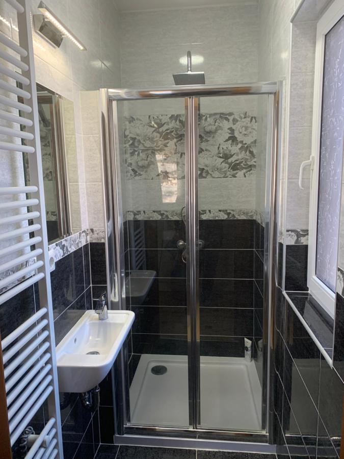 Cottage house Podobovets Luaran gambar