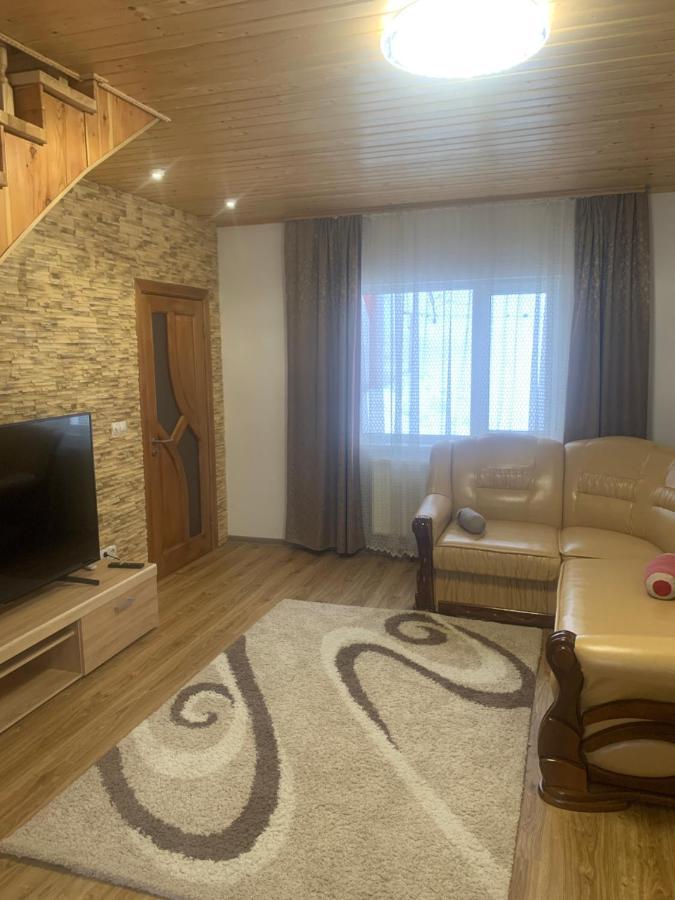 Cottage house Podobovets Luaran gambar