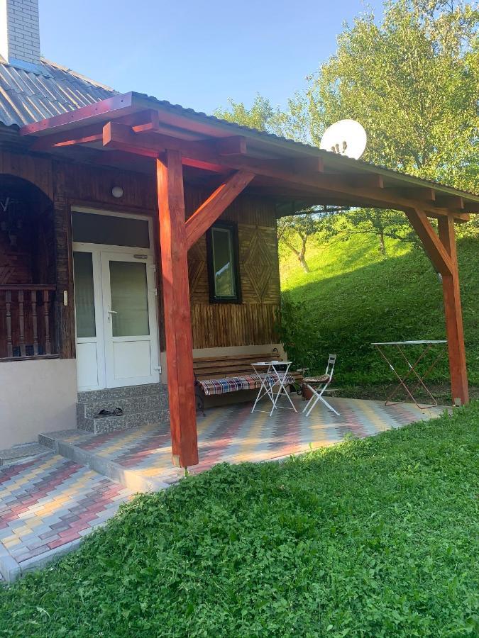 Cottage house Podobovets Luaran gambar