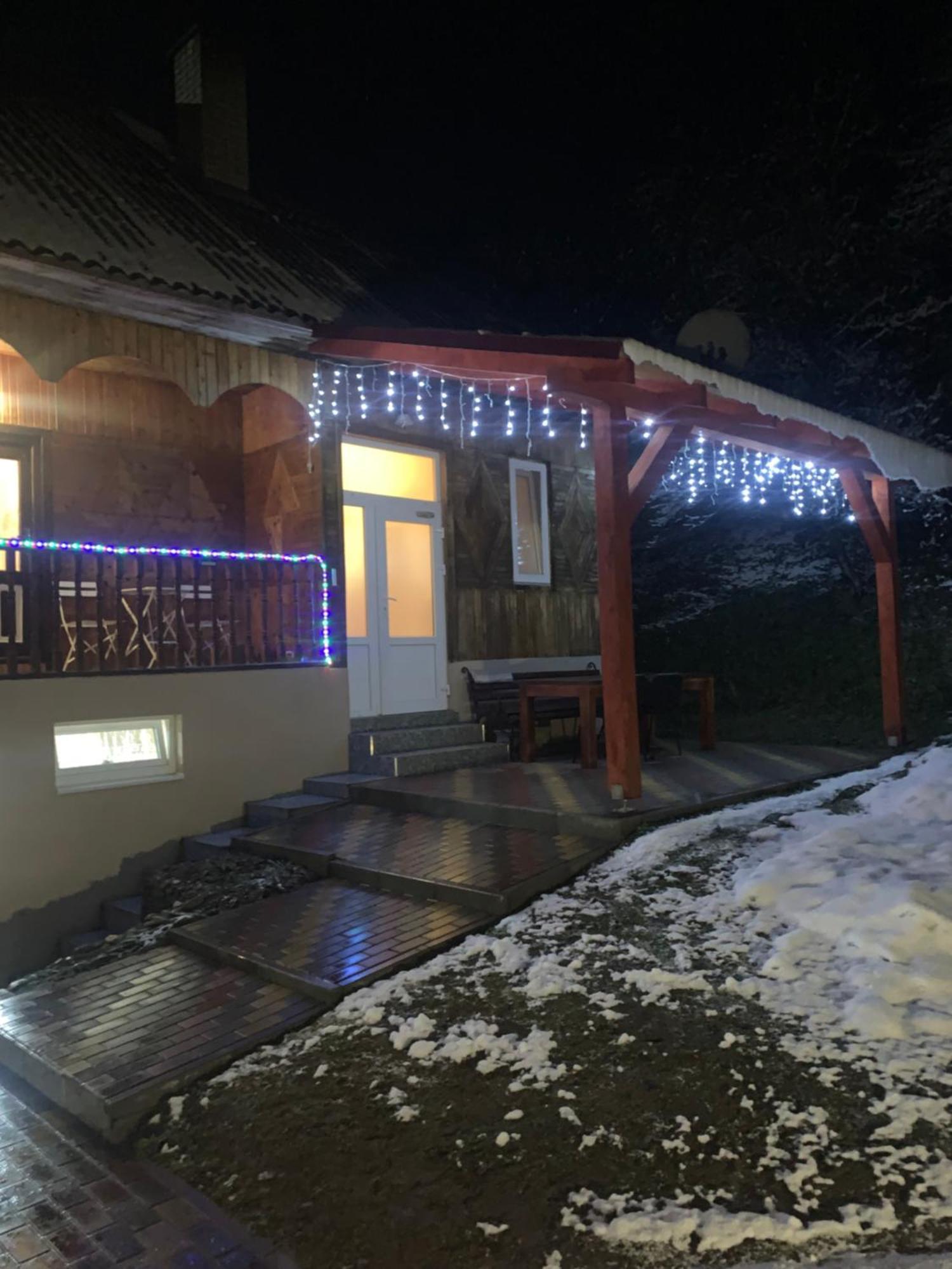 Cottage house Podobovets Luaran gambar